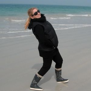 Meet your Posher, Eve